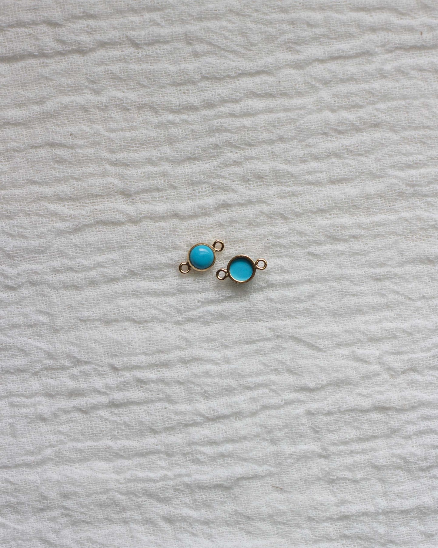 4mm Turquoise Connector, CN42