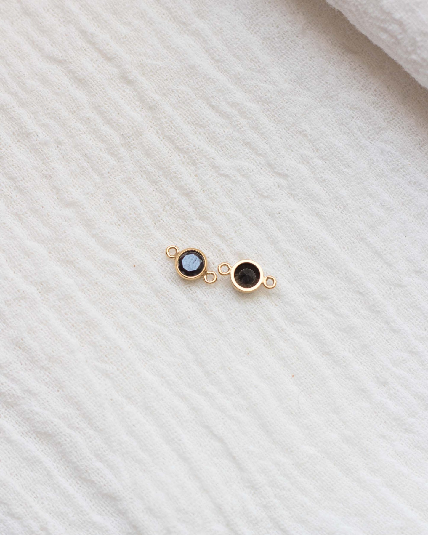 4mm Black CZ Connector, CN52