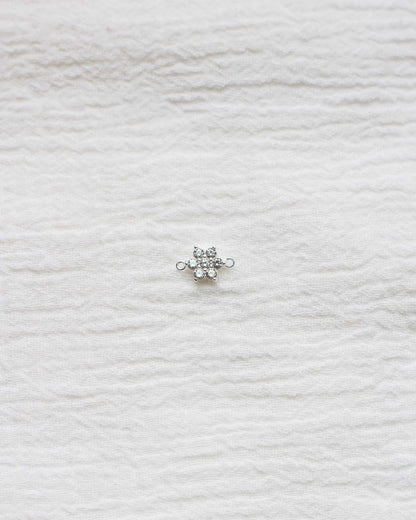 Flower CZ Connector, CN69