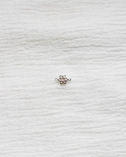 Flower CZ Connector, CN69
