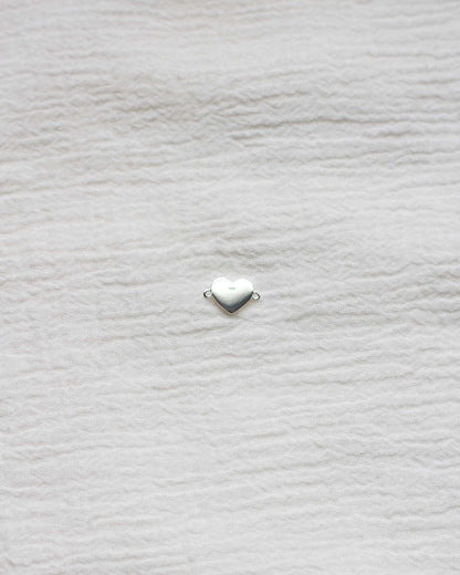 Fluted Heart Connector, CN77