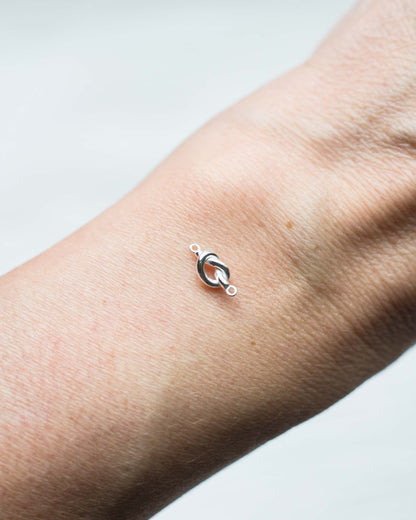 Love Knot Connector, CN81