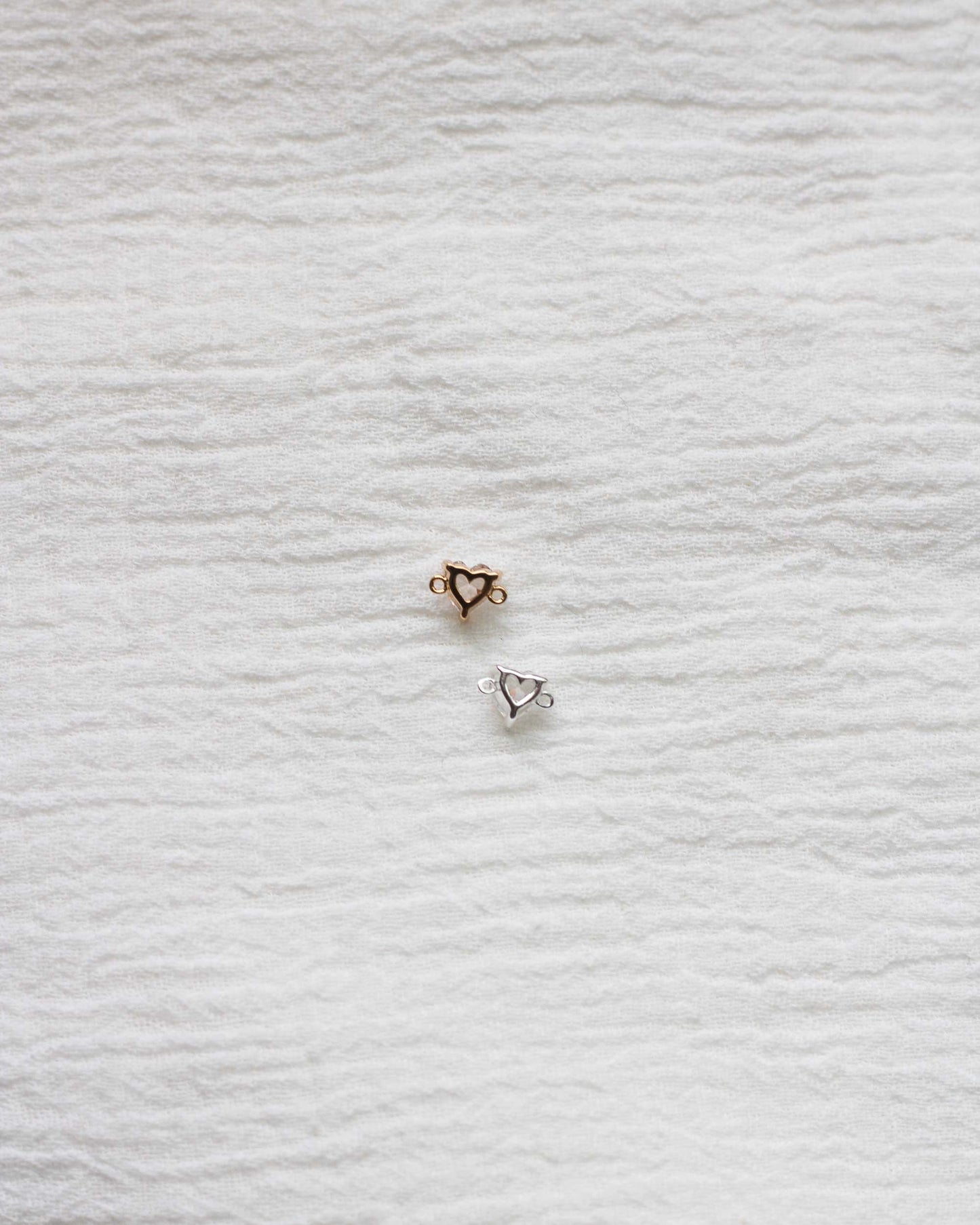 CZ Heart Connector, CN85