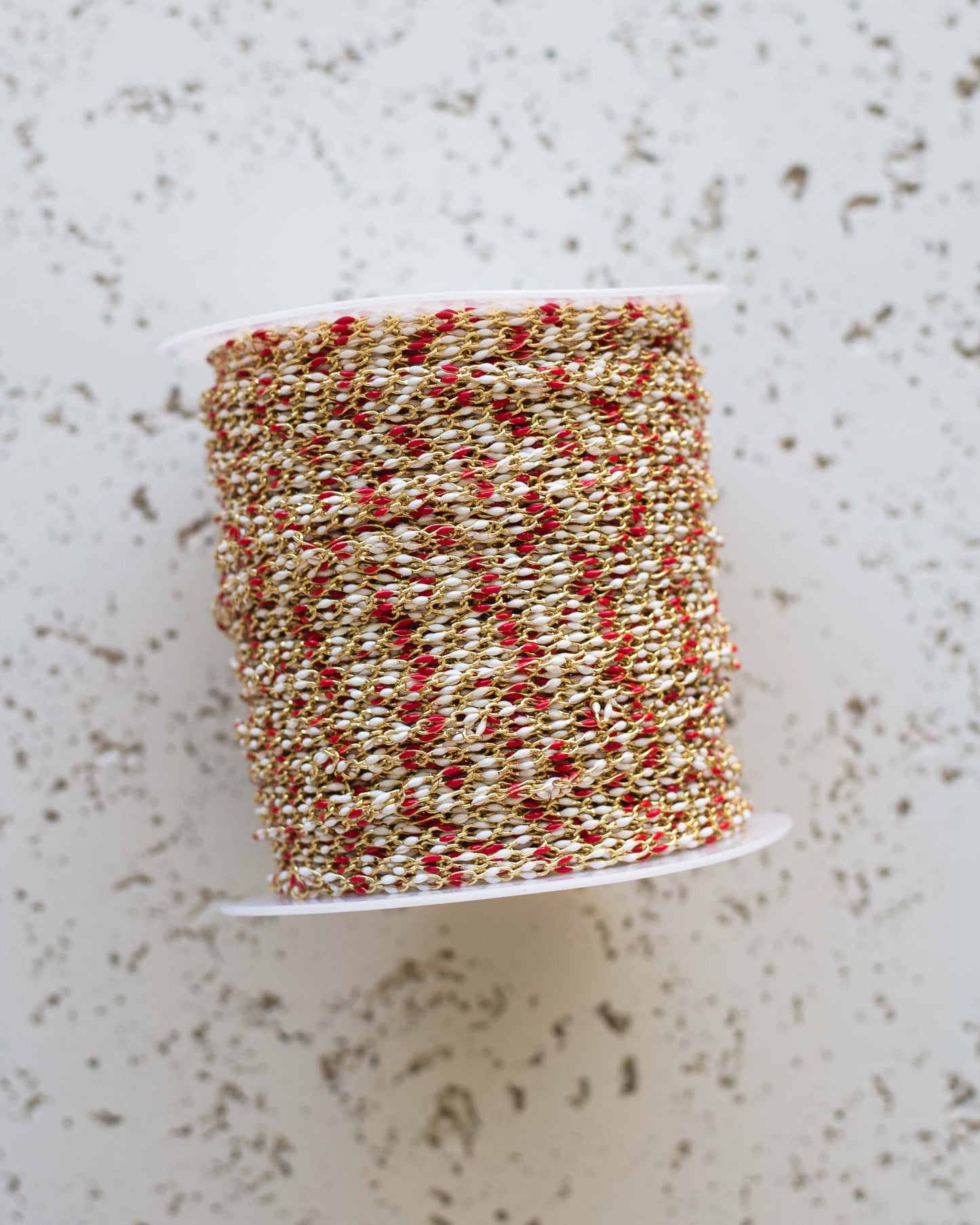 Red and White Enamel Chain, GP135