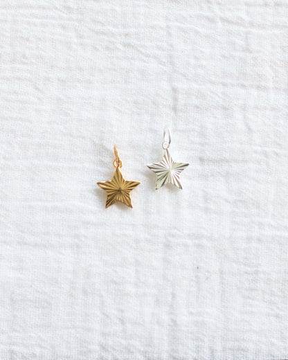 Fluted Star Charm, CH85