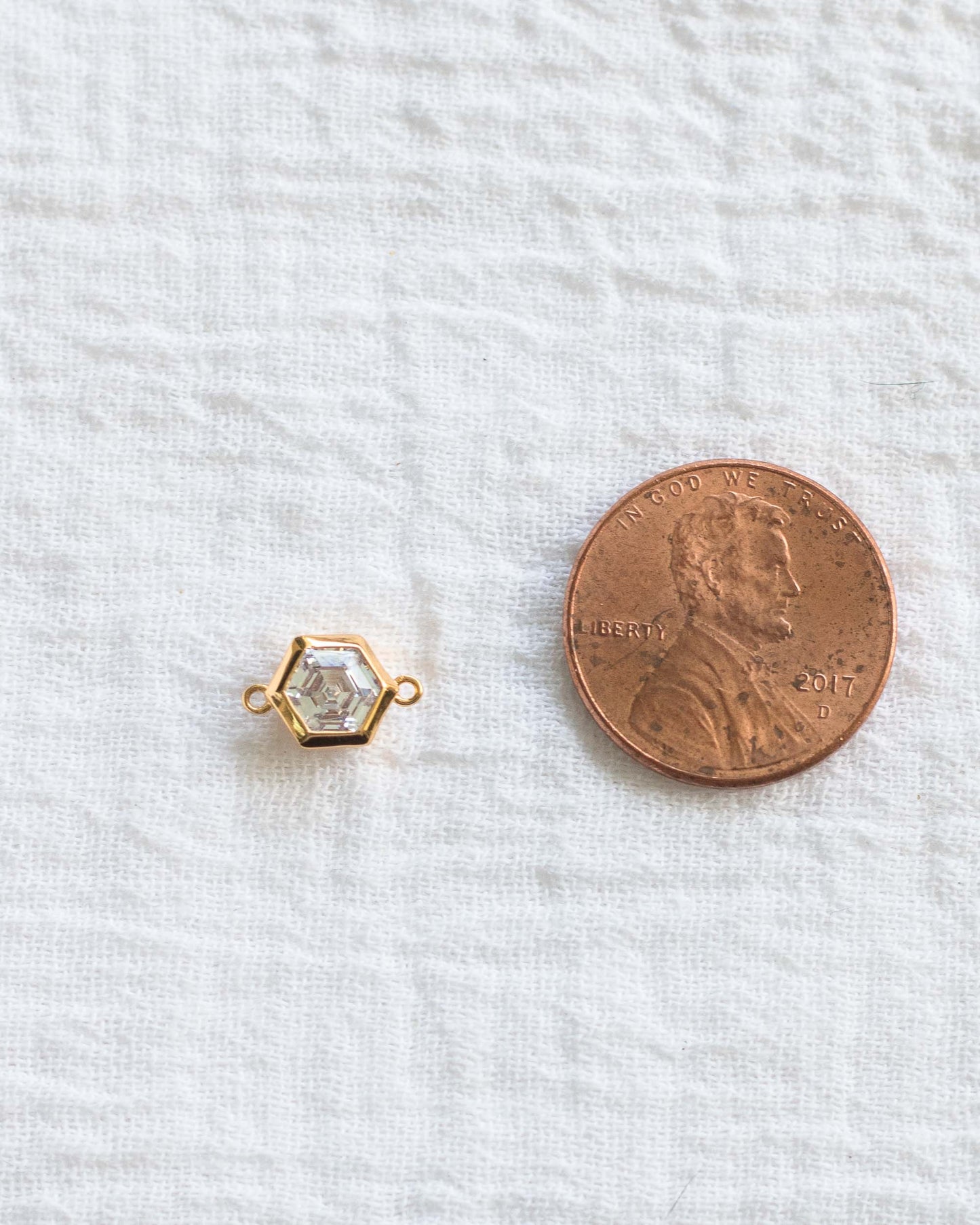 CZ Hexagon Connector, CN102