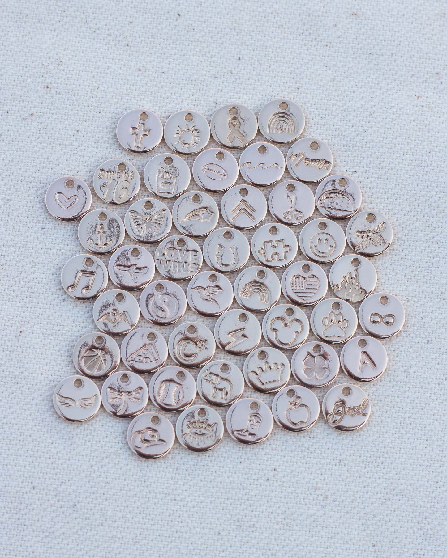 Tiny Disc Charm, CH05