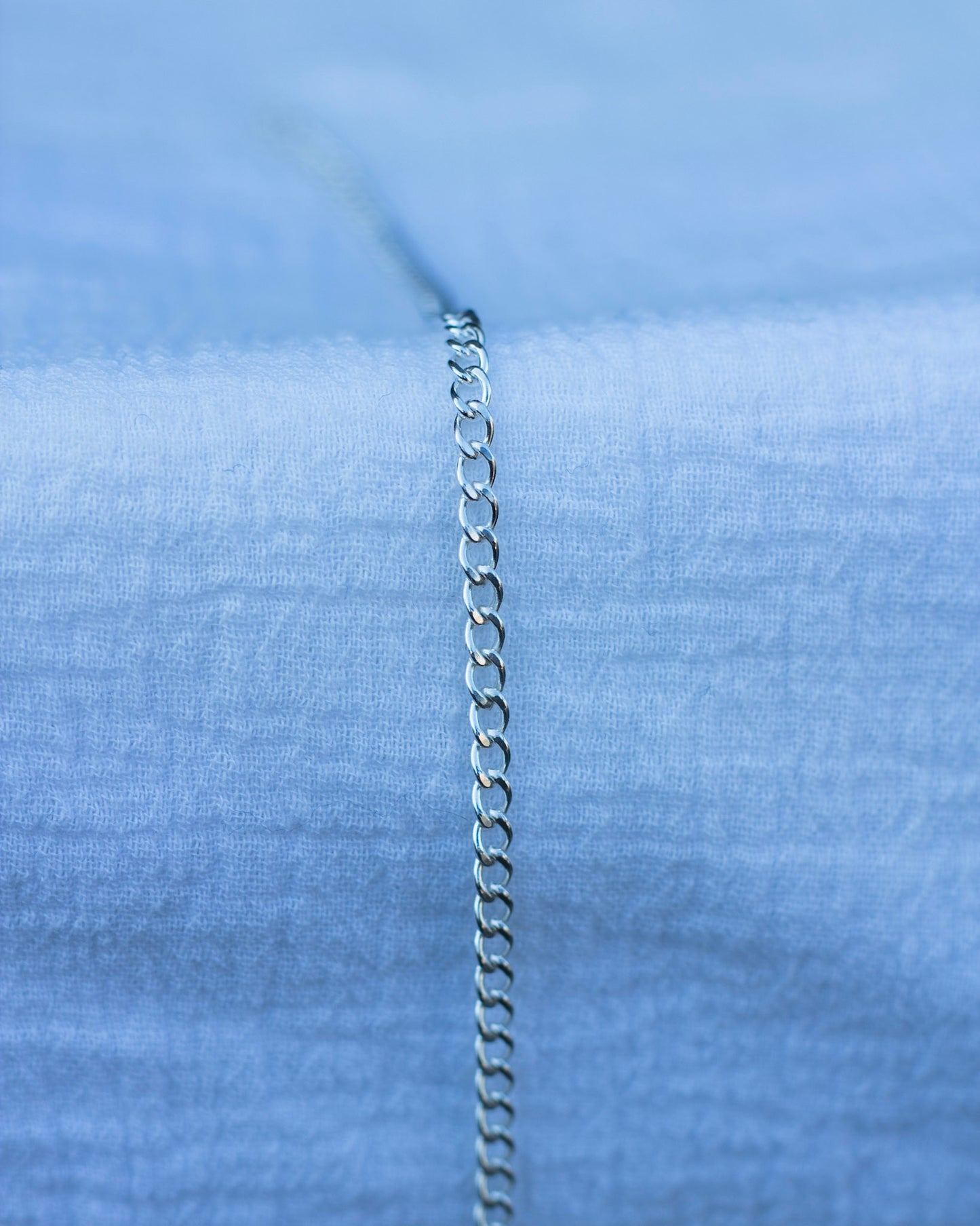 3.7mm Curb Chain, S45