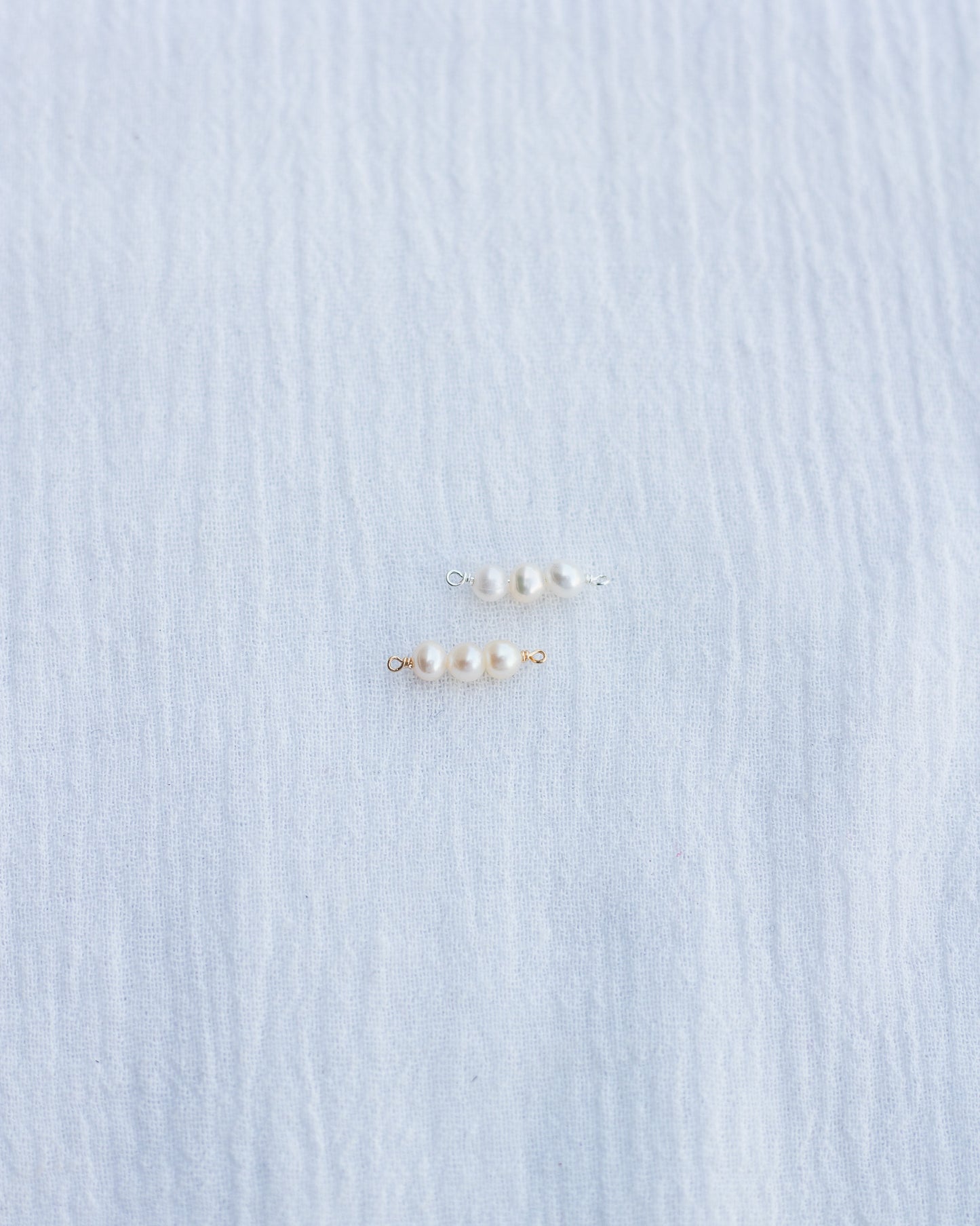 Pearl Connector with 3 Freshwater Pearls, CN120