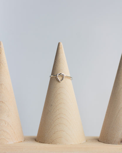 Heart Knot Ring, R27