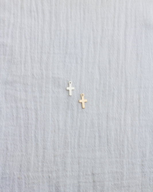 Tiny Cross Charm, CH93