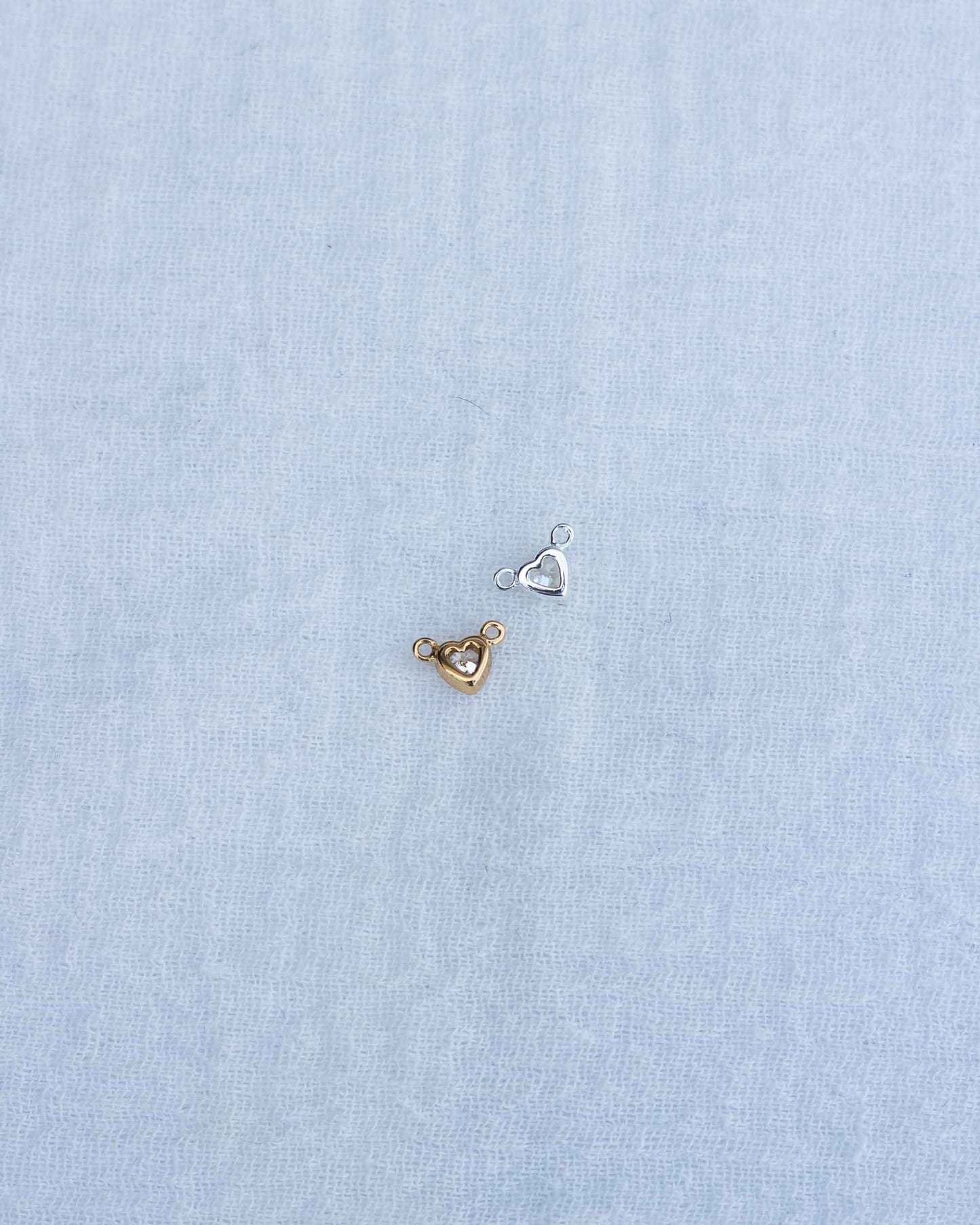 Tiny Bezel Heart CZ Connector, CN130