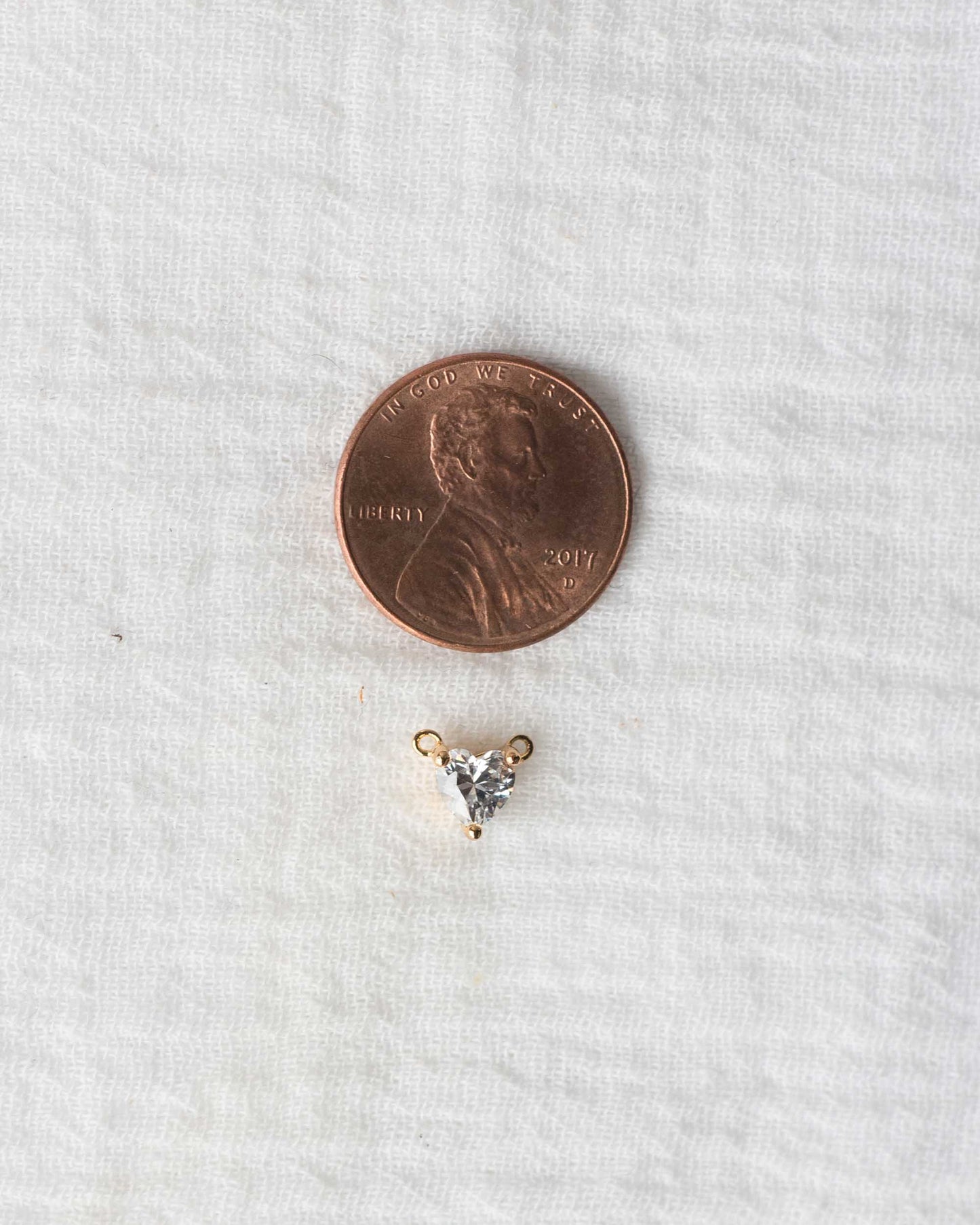 CZ Heart Connector, CN136
