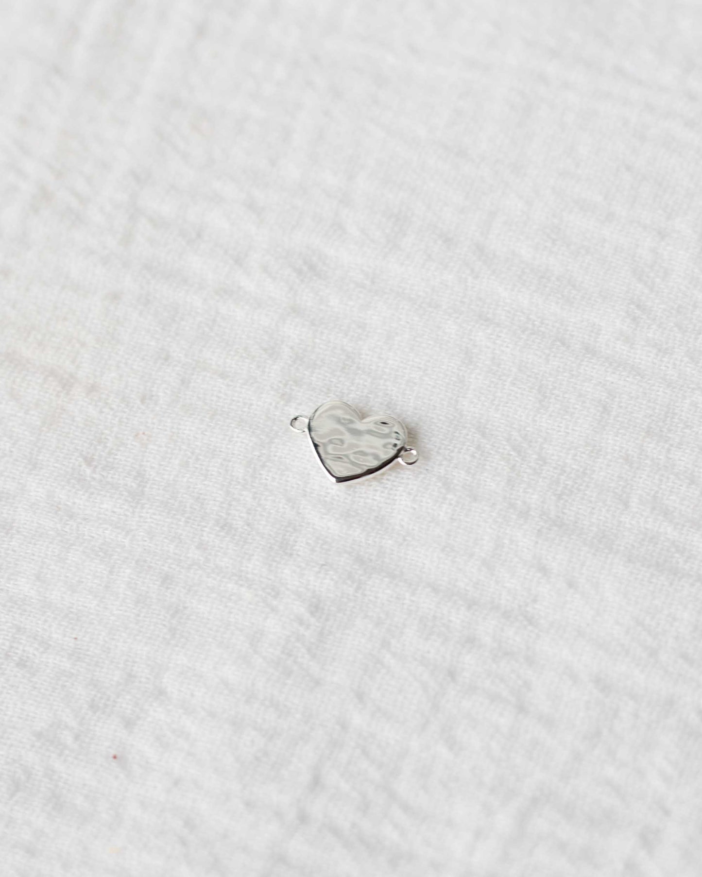 Hammered Texture Heart Connector, CN135