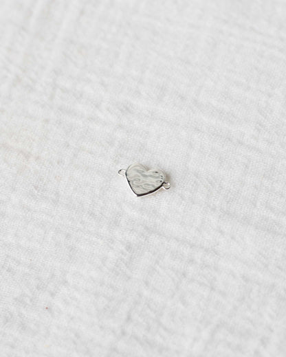 Hammered Texture Heart Connector, CN135