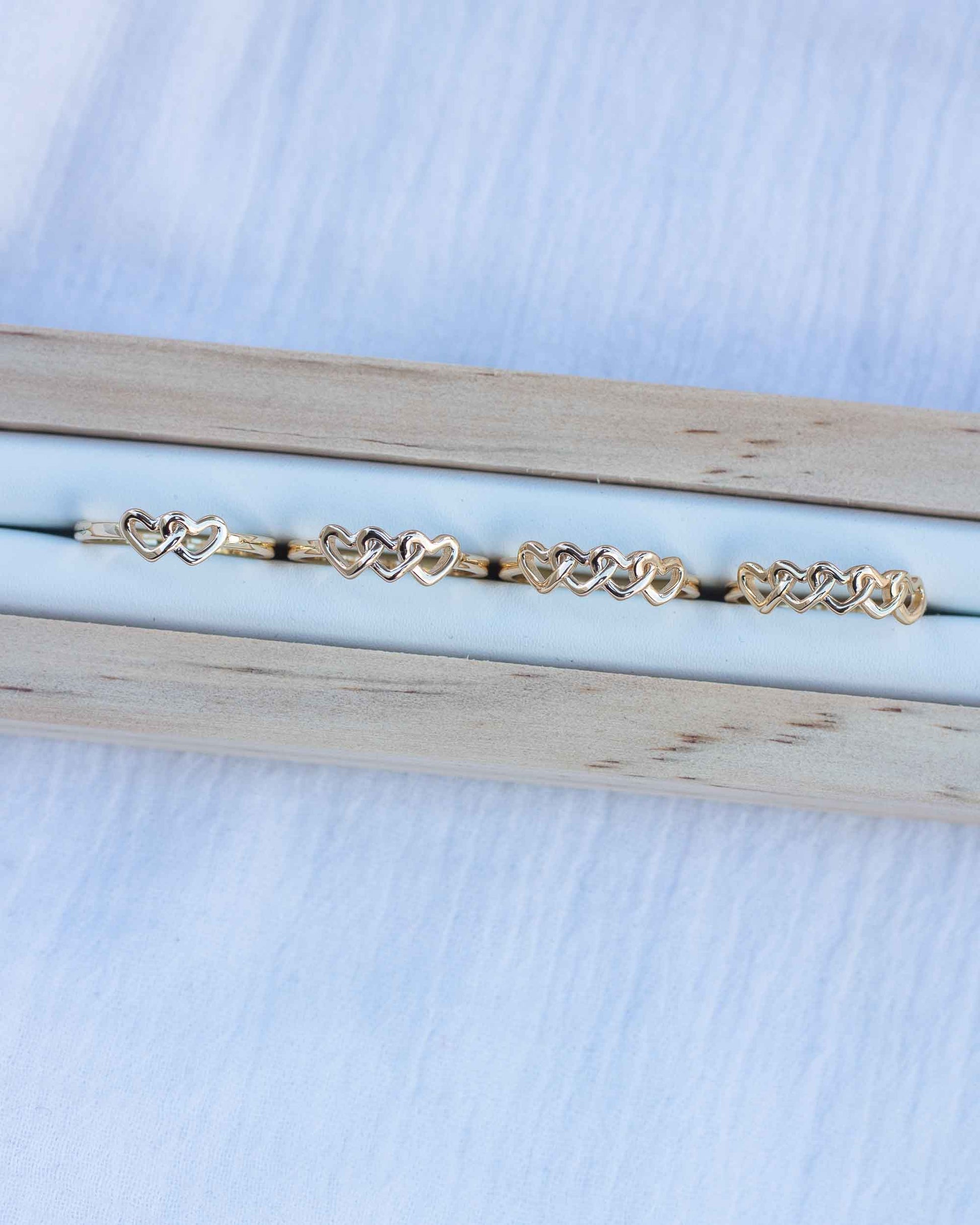 Linked Hearts Rings, R37