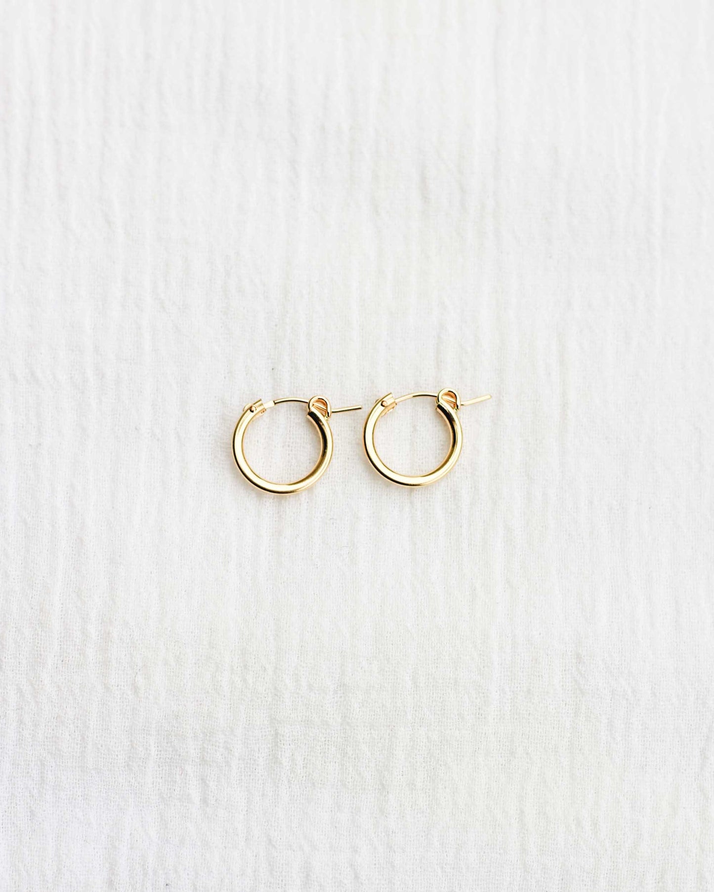 15mm Hoop Earrings, E35