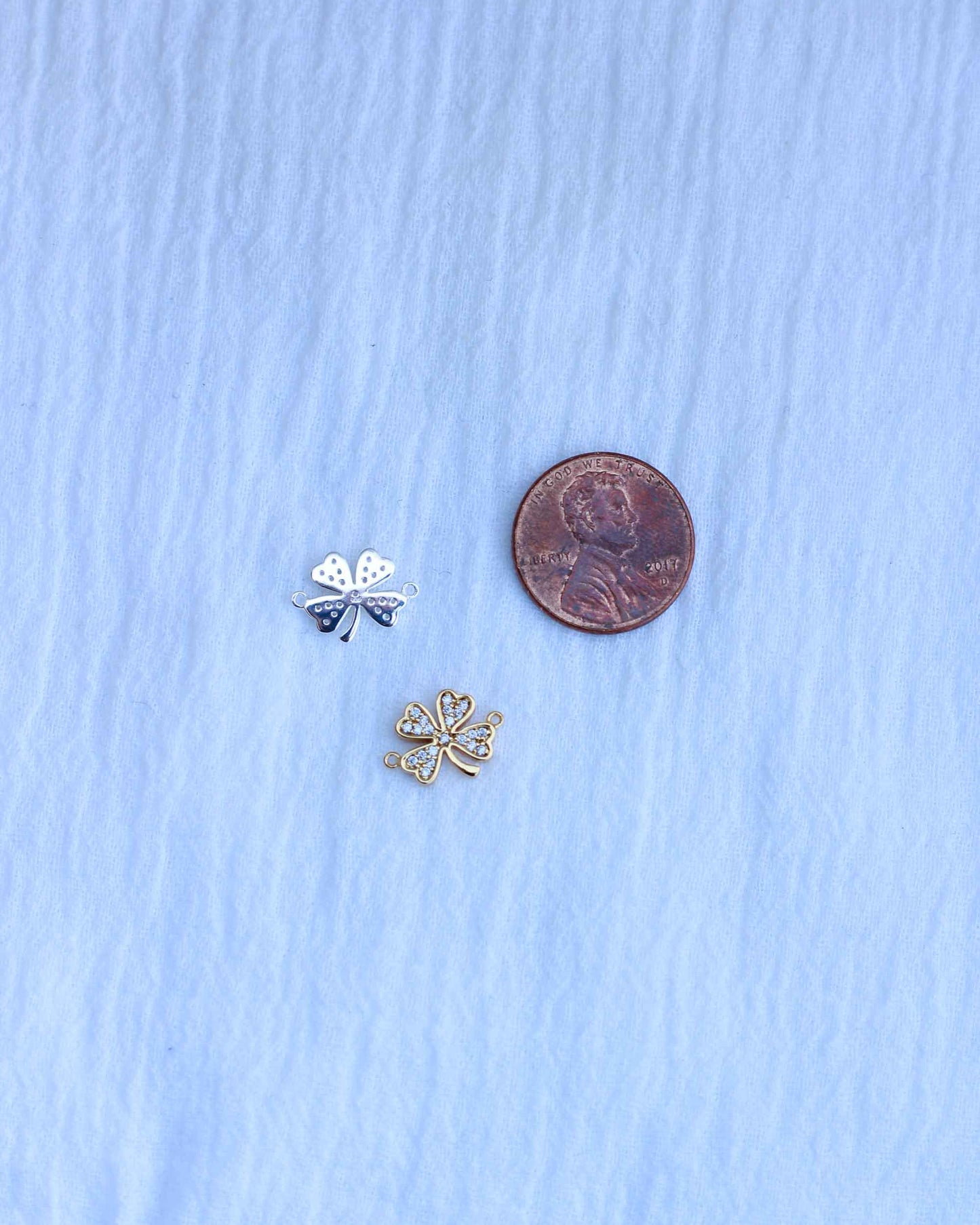 Four Leaf Clover CZ Connector, CN147