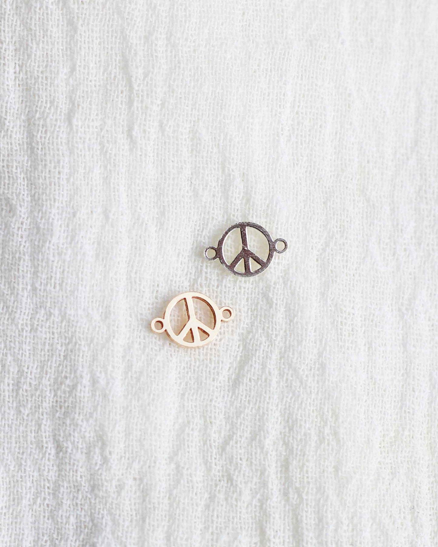 Peace Sign Connector, CN192