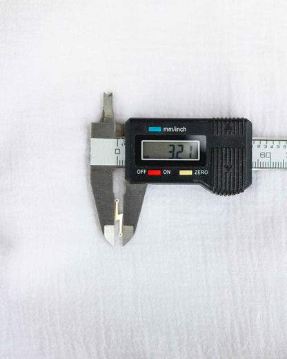 Lightning Bolt Connector, CN193