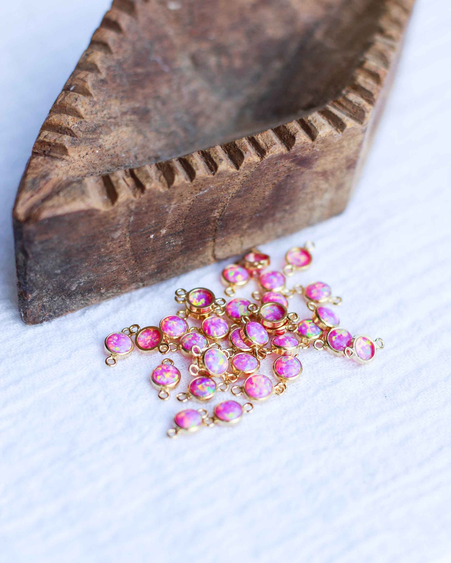 4mm Hot Pink Opal Connector, CN237