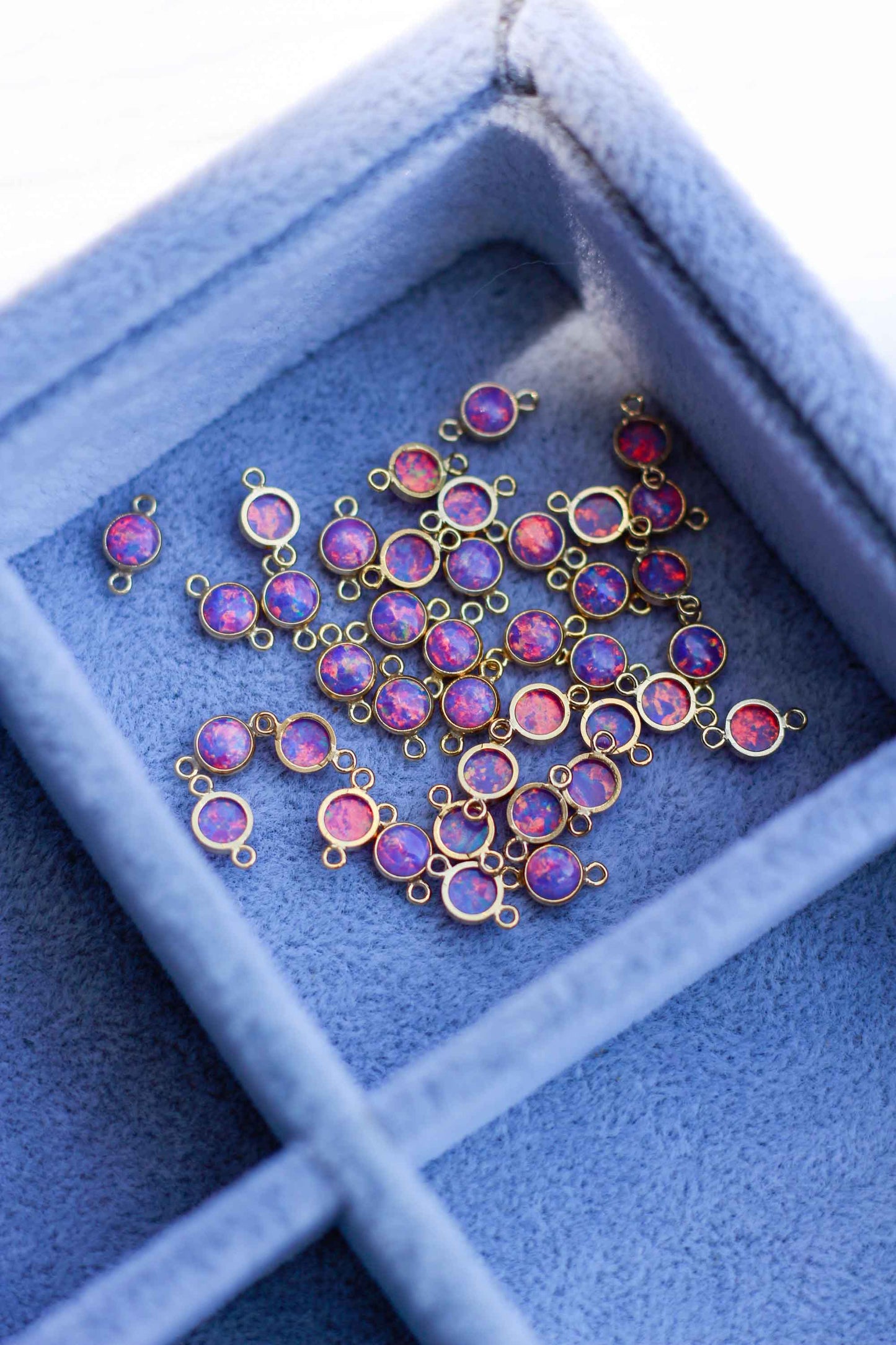 4mm Lavender Opal Connector, CN238