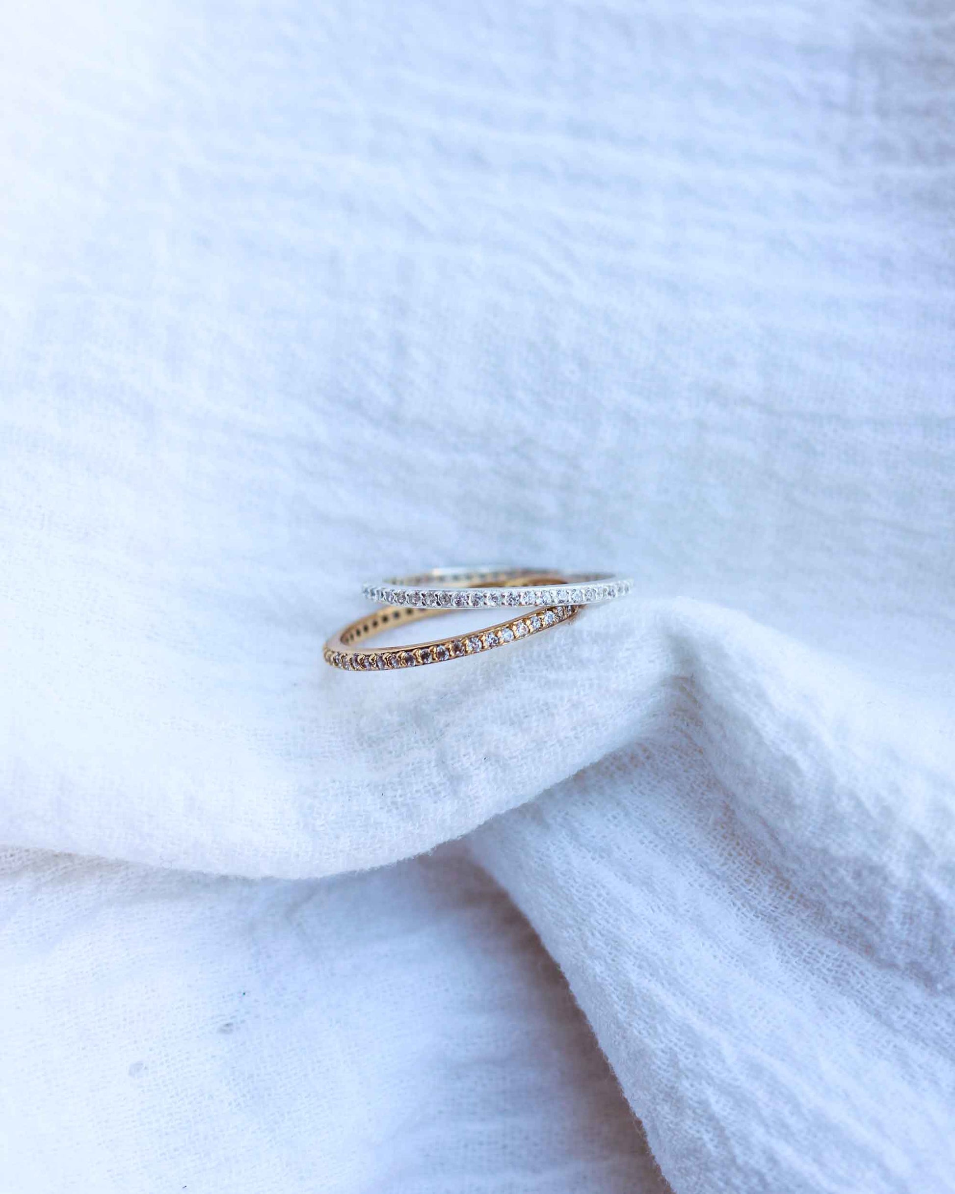 Cubic Zirconia Pave Full Band Ring, R41