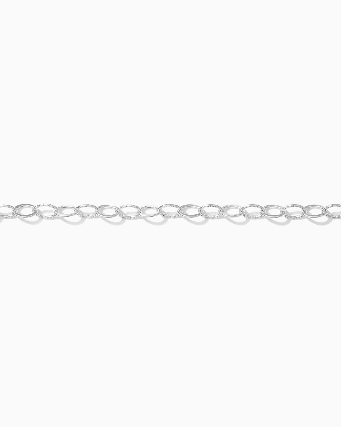 2.6mm Alternate Flat Patterned Cable Chain, S228