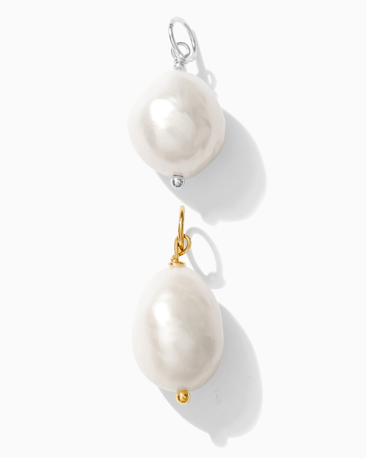 Freshwater Baroque Shape Pearl Charm, CH39