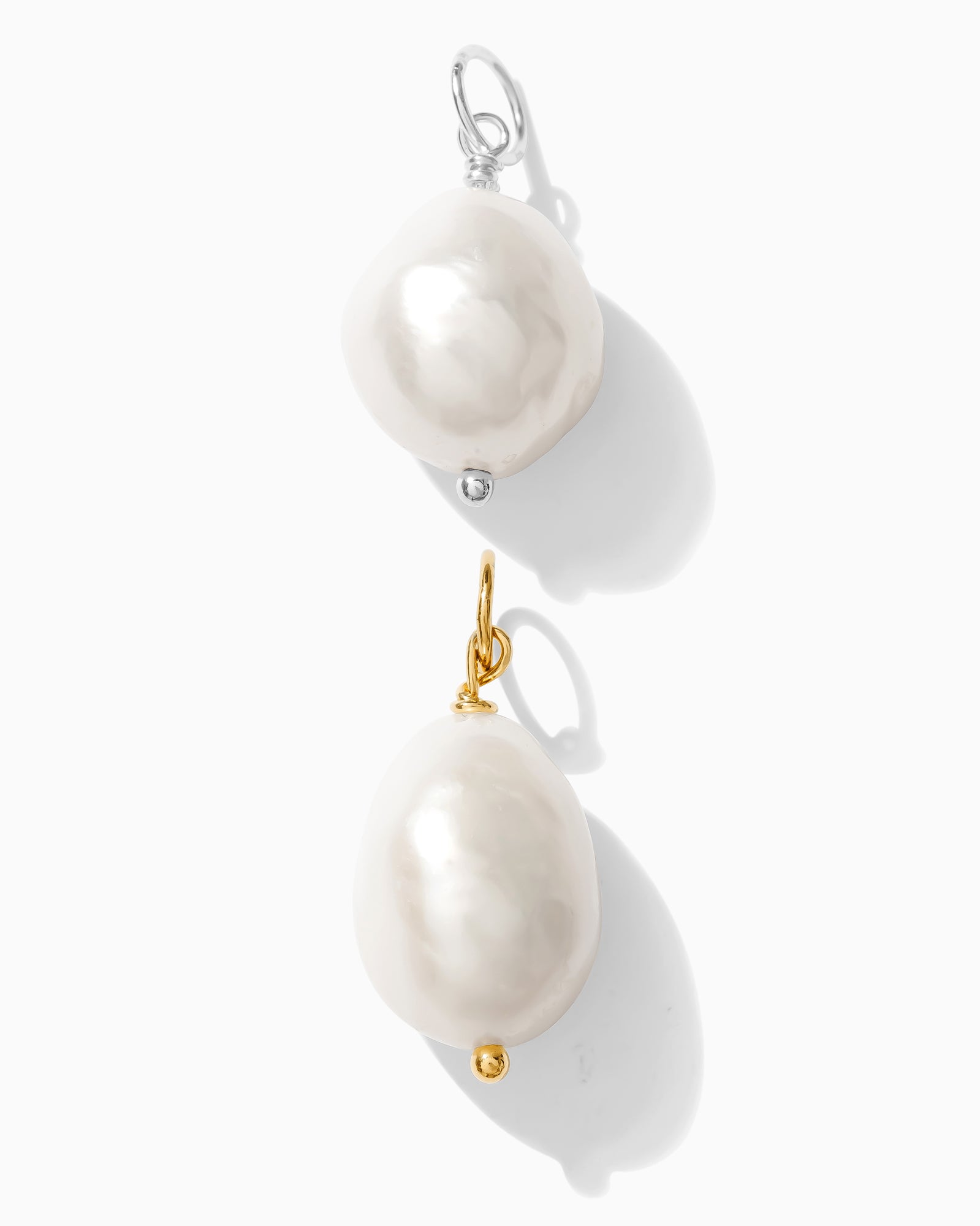 Freshwater Baroque Shape Pearl Charm, CH39