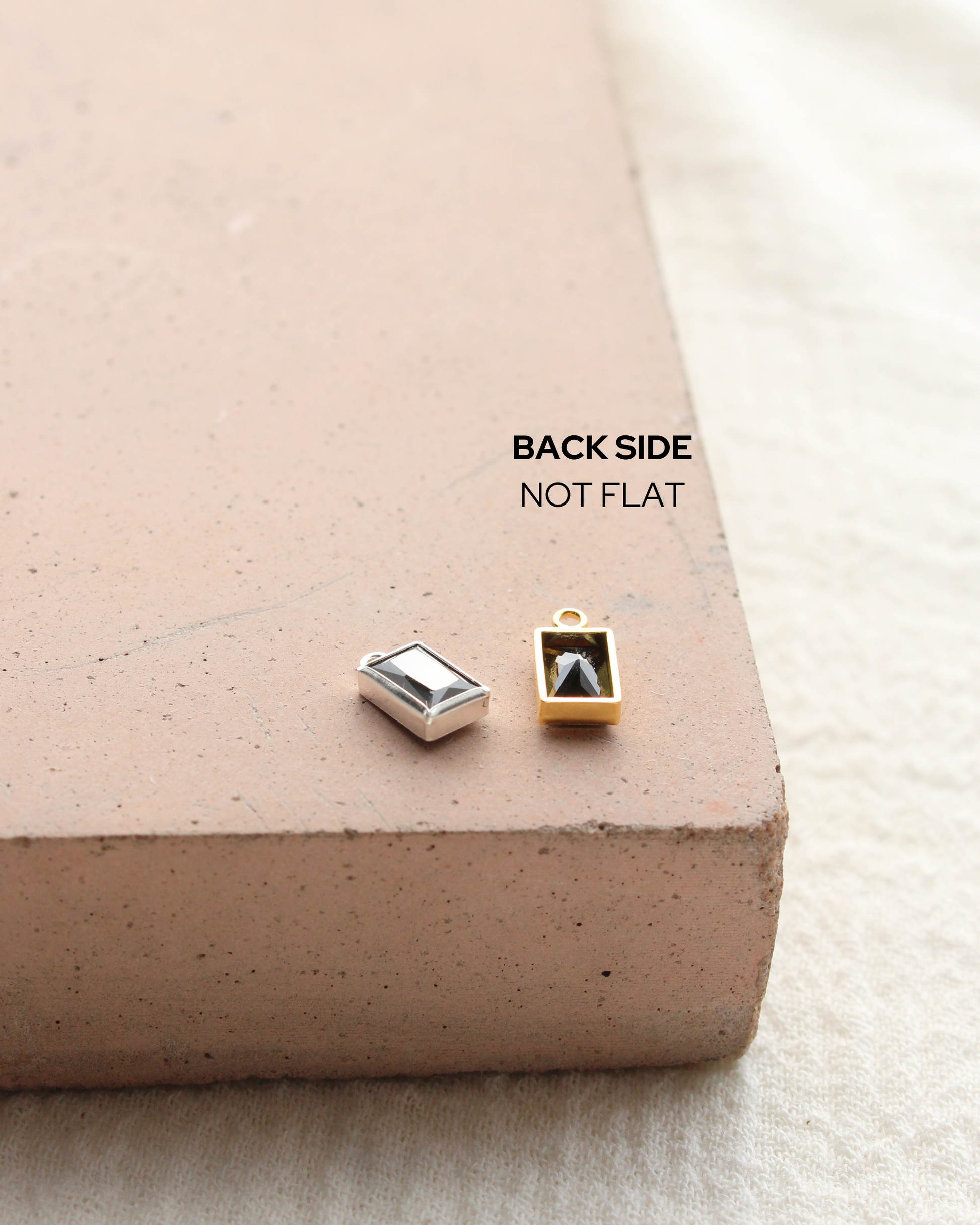 Rectangle Onyx Bezel Connector, CN402
