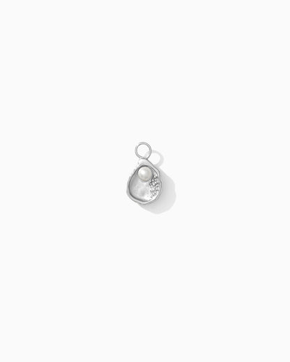 Oyster Pearl Charm, CH284