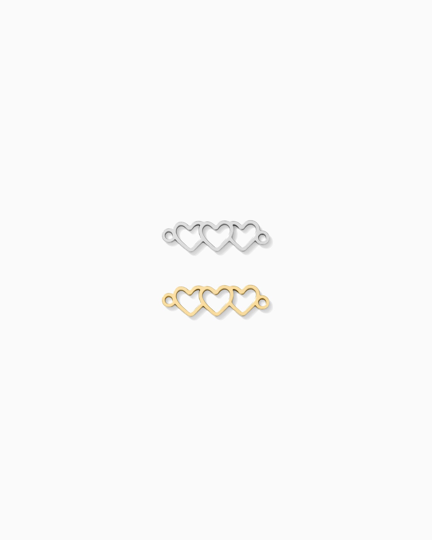 3 Linked Heart Outline Connector, CN437