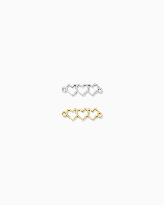3 Linked Heart Outline Connector, CN437