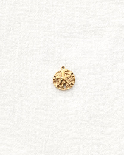 17mm Sand Dollar PVD Charm, CH477