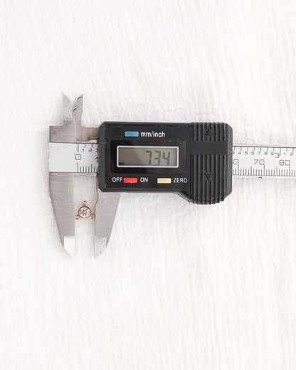 4mm White CZ Y Connector, CN494