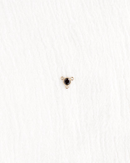 4mm Black CZ Y Connector, CN492