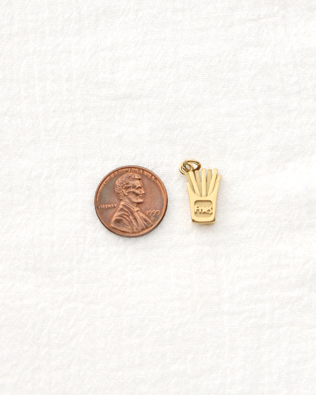 18mm Fries PVD Charm, CH467