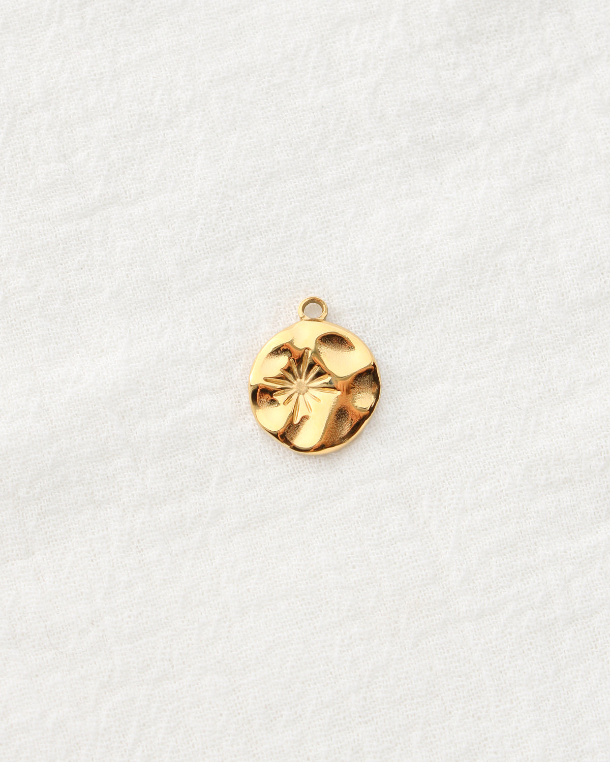 19mm Hammered Disc with Star PVD Charm, CH476