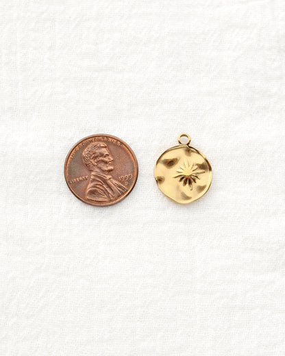 19mm Hammered Disc with Star PVD Charm, CH476