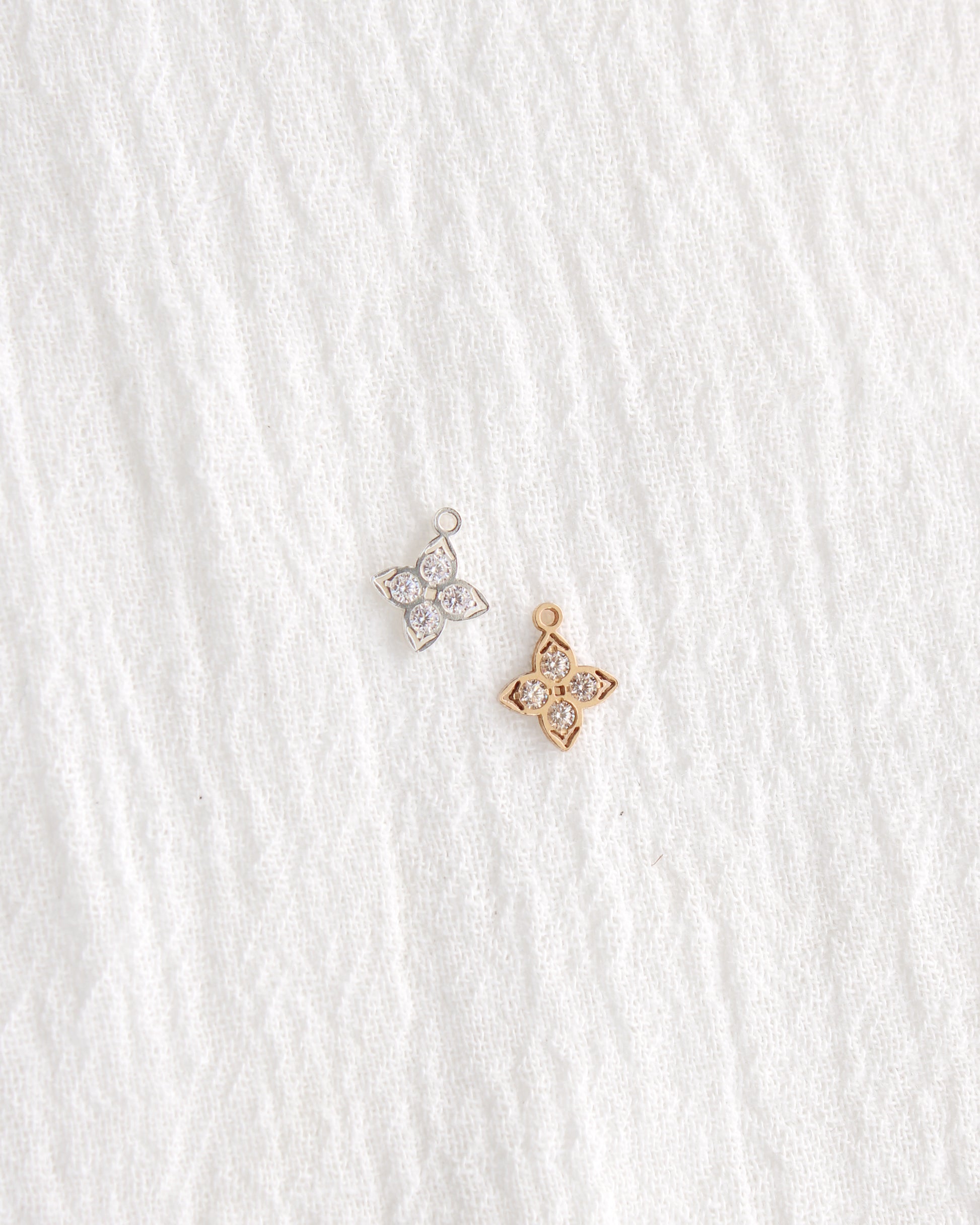 9mm 4 Leaf Clover Charm w/ CZ, CH360