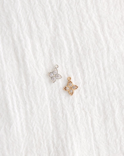 9mm 4 Leaf Clover Charm w/ CZ, CH360