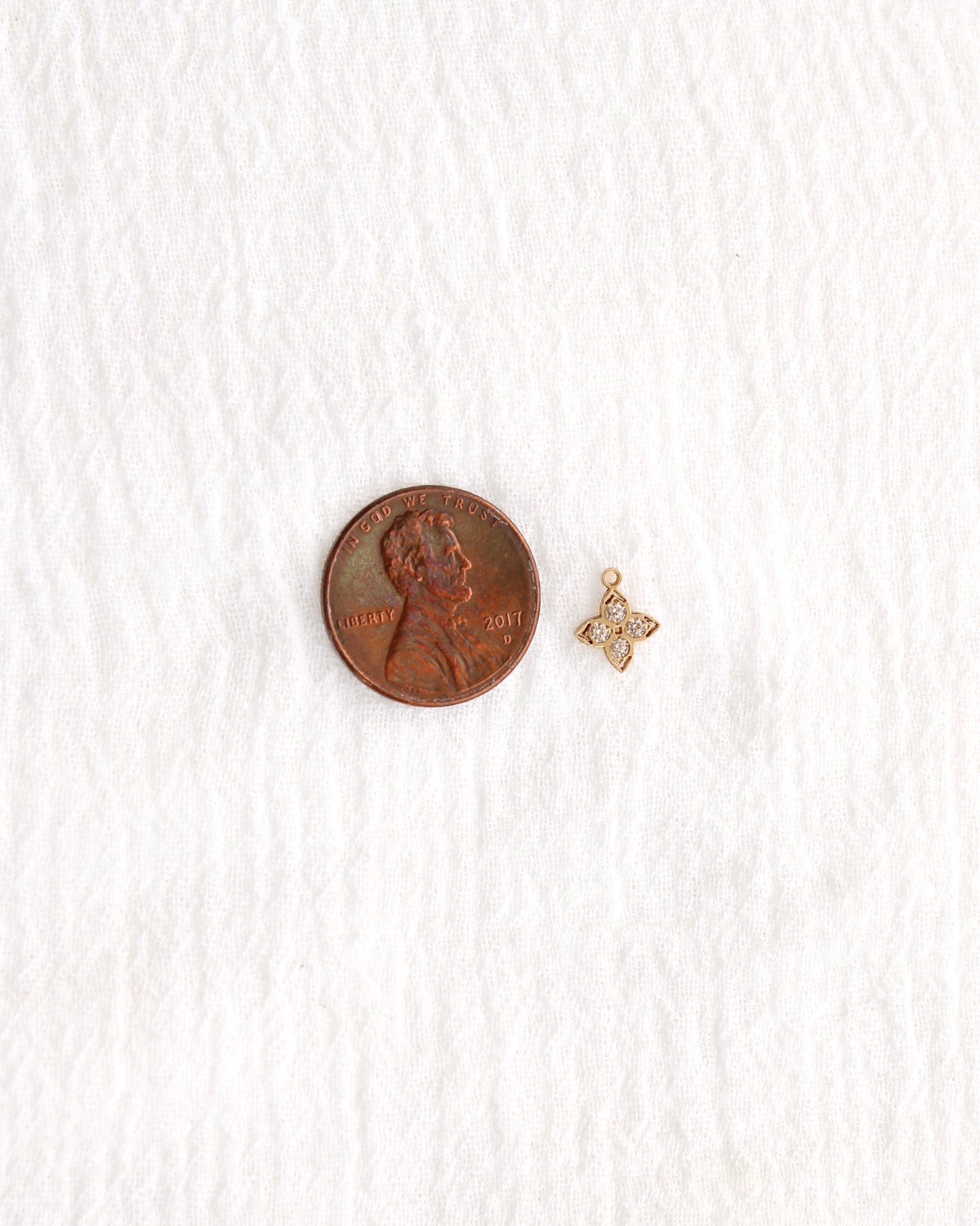 9mm 4 Leaf Clover Charm w/ CZ, CH360