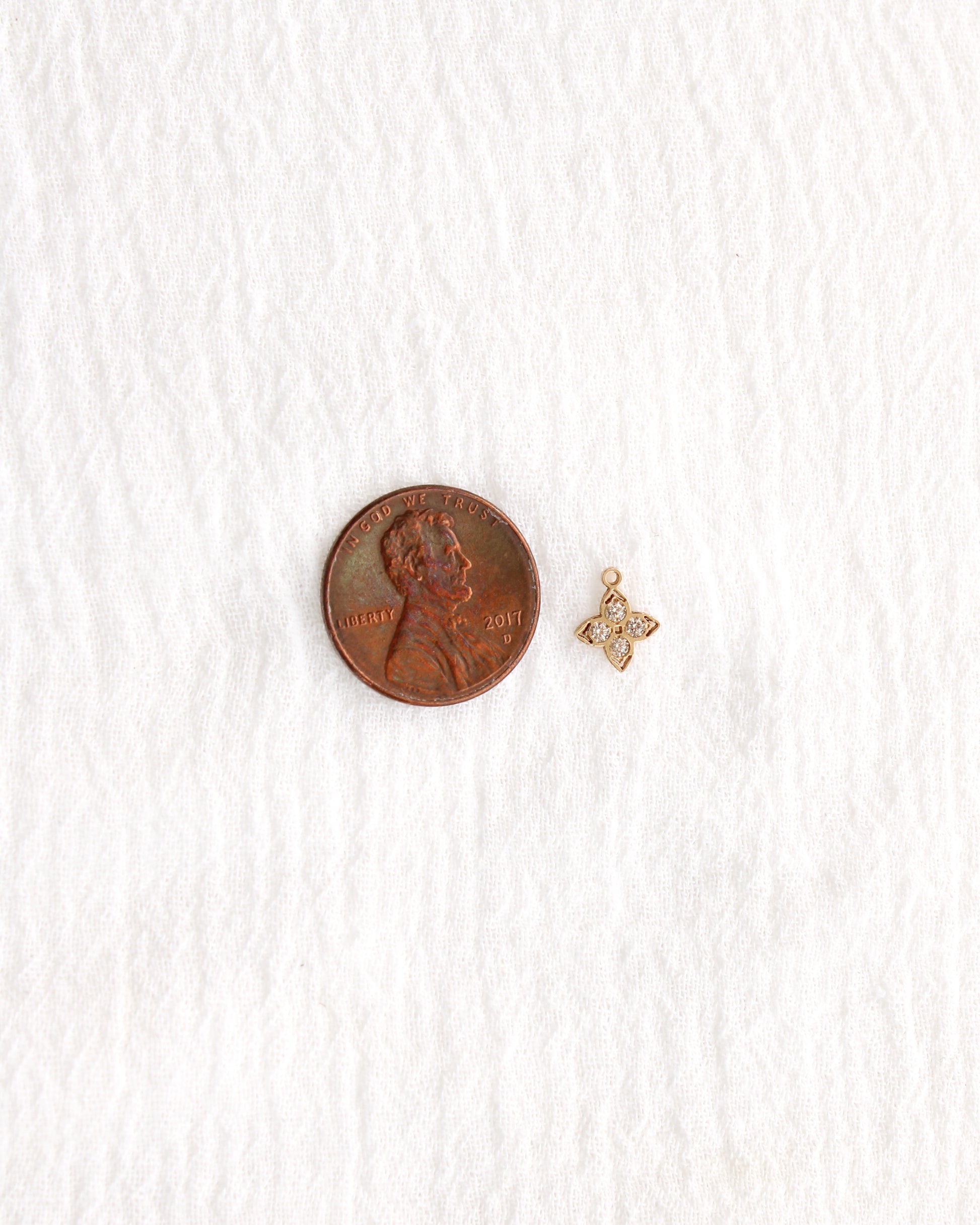 9mm 4 Leaf Clover Charm w/ CZ, CH360