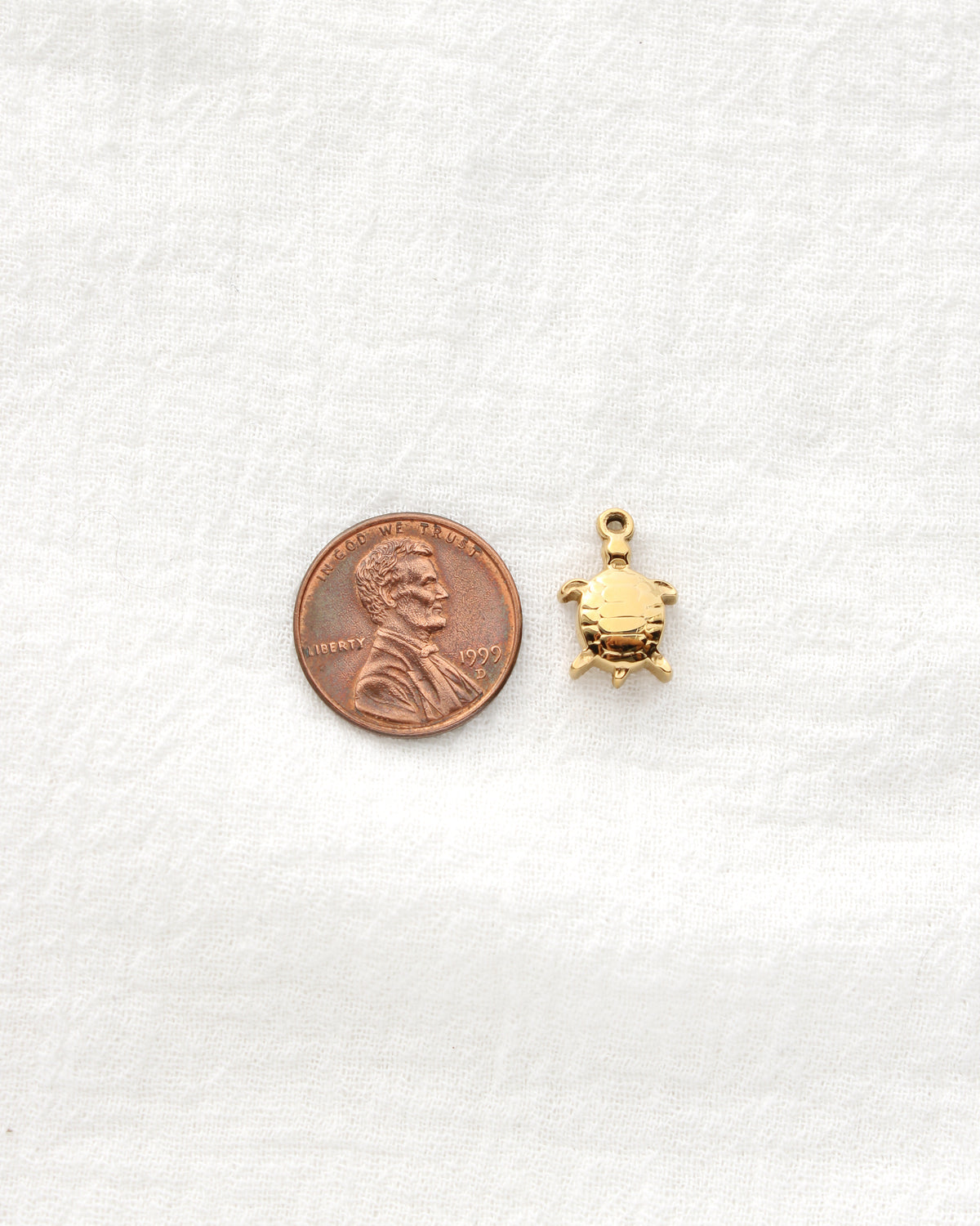 15mm Turtle PVD Charm, CH479