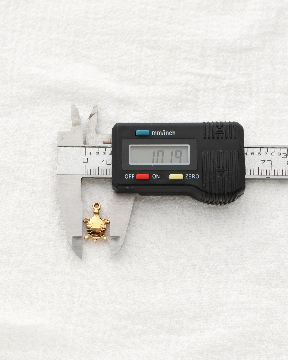 15mm Turtle PVD Charm, CH479