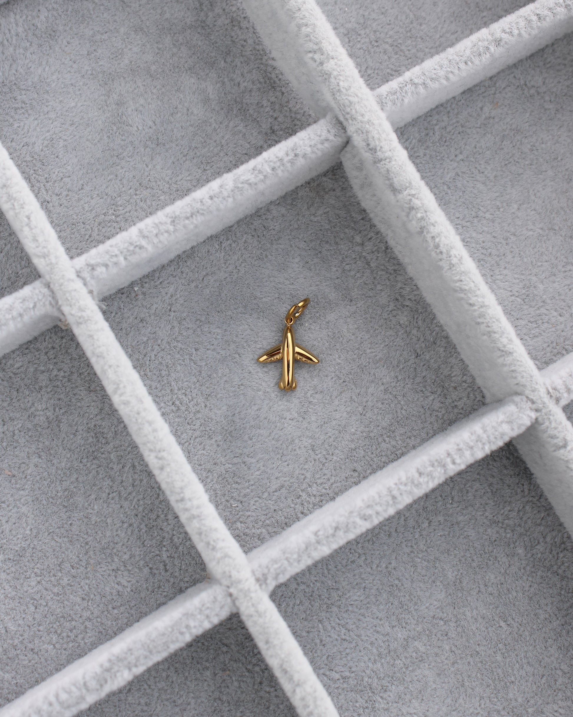 14mm Airplane PVD Charm, CH386