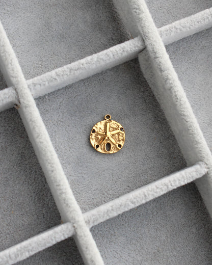 17mm Sand Dollar PVD Charm, CH477