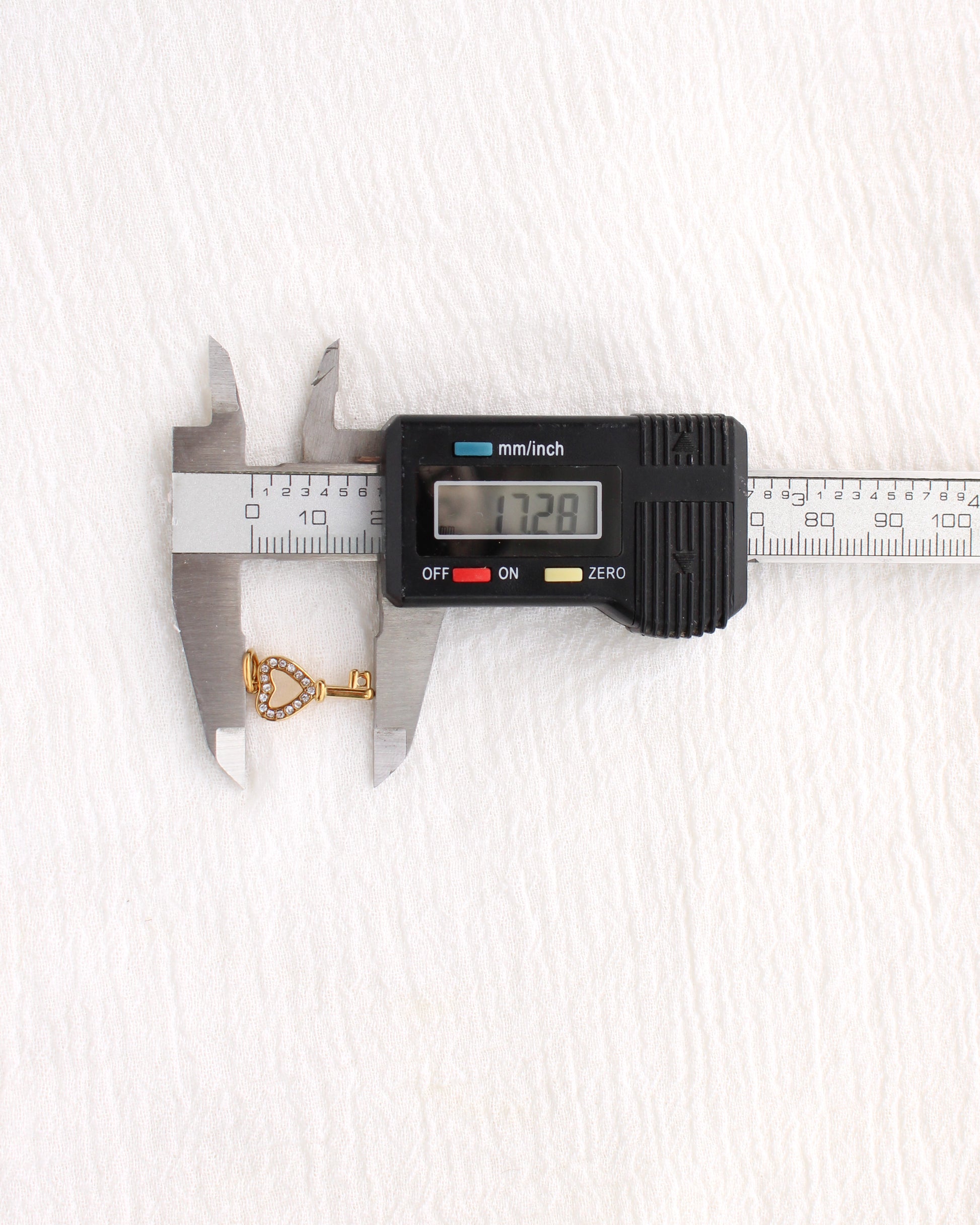 17mm Heart Key w/ CZ PVD Charm, CH388