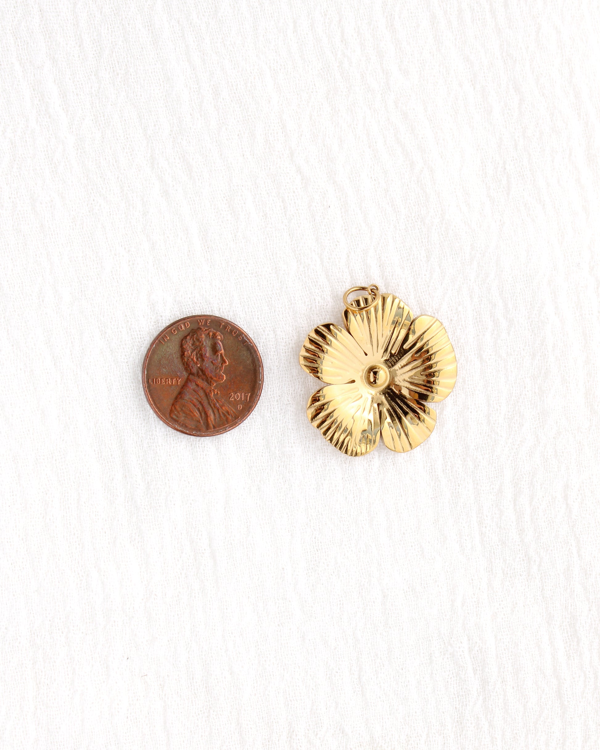 27mm Large Flower PVD Charm, CH406